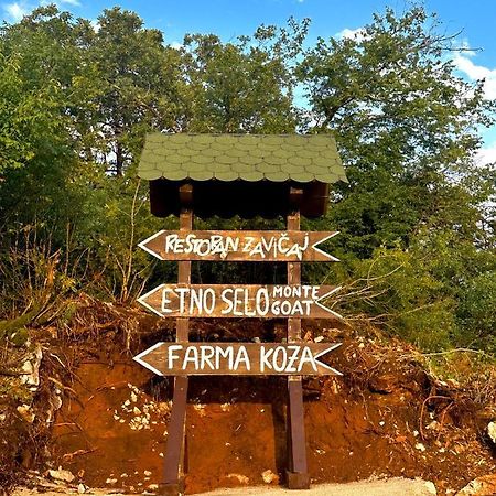 Etno Selo Montegoat Hotel Niksic Luaran gambar