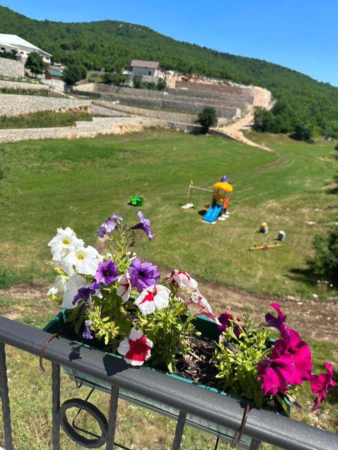 Etno Selo Montegoat Hotel Niksic Luaran gambar